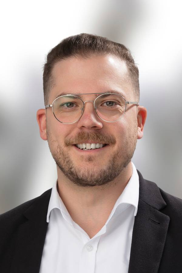 contact_import_imageBhKFZ5