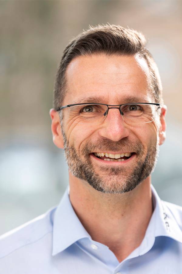 contact_import_imageC16FQA