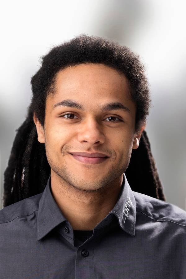 contact_import_imageLK8fMh