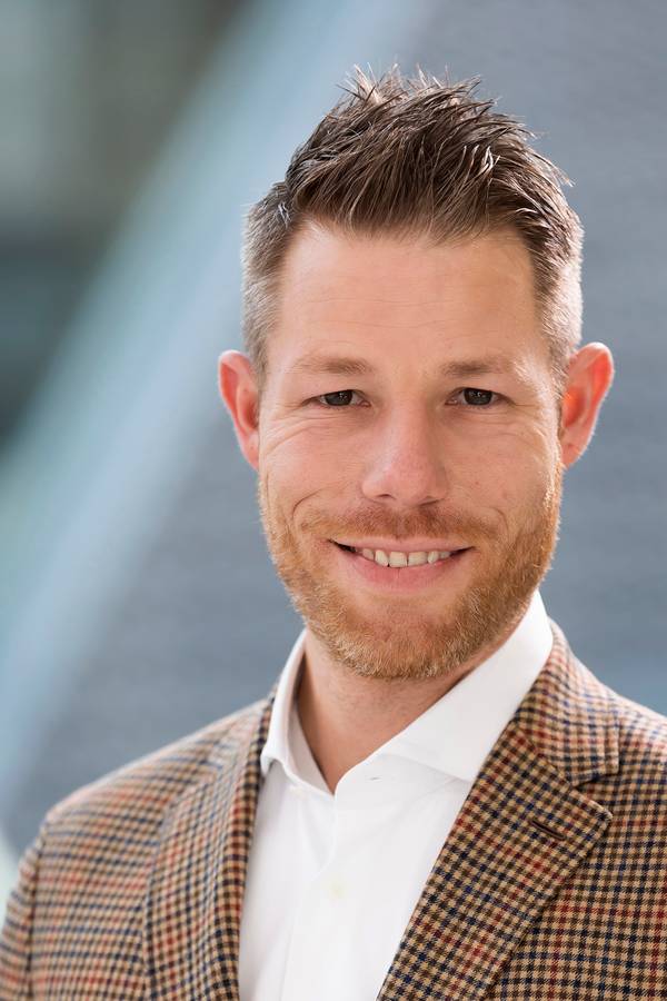 contact_import_imageAWIwjF