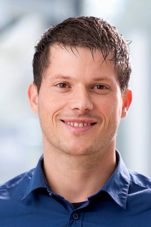 contact_import_imageeLQOwf