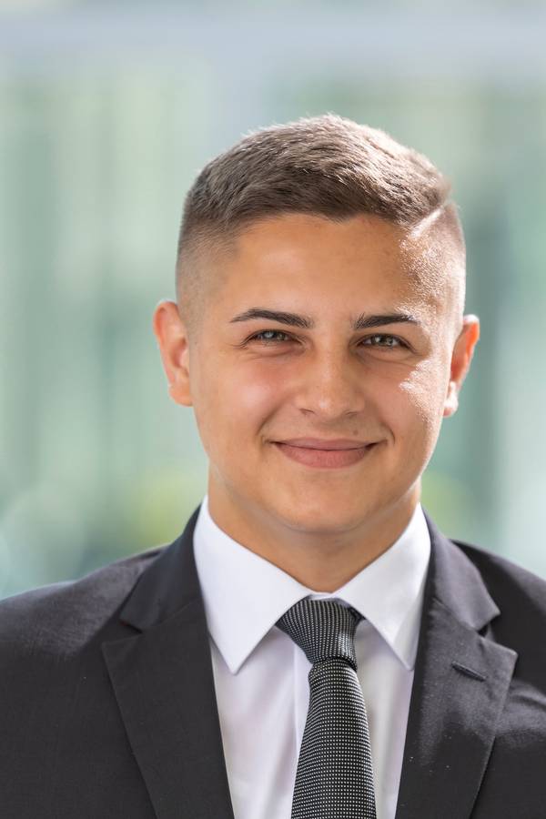 contact_import_imageMYVr4Z