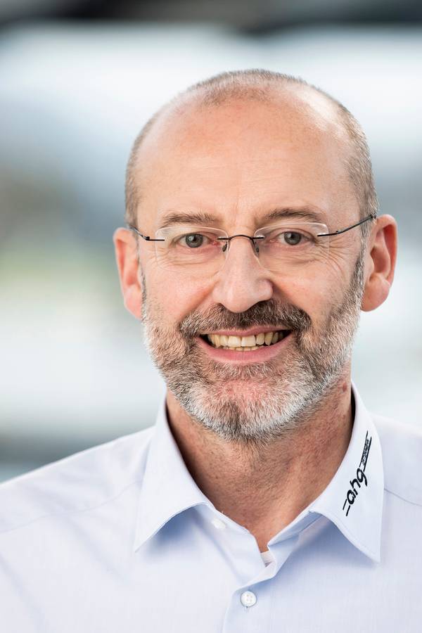 contact_import_imageMmuFXQ