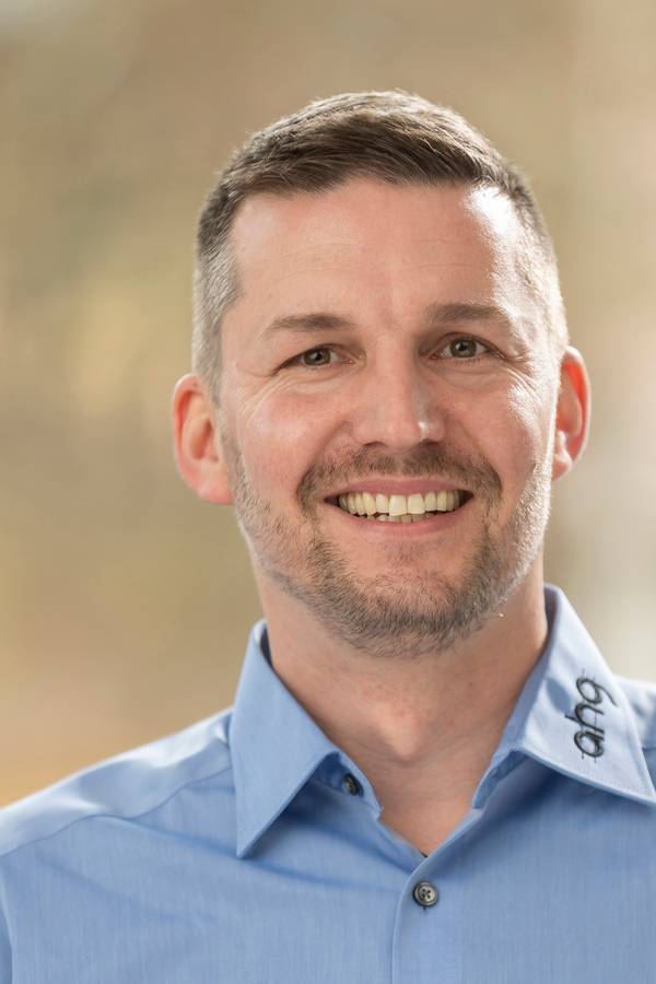 contact_import_imagey2y6jc