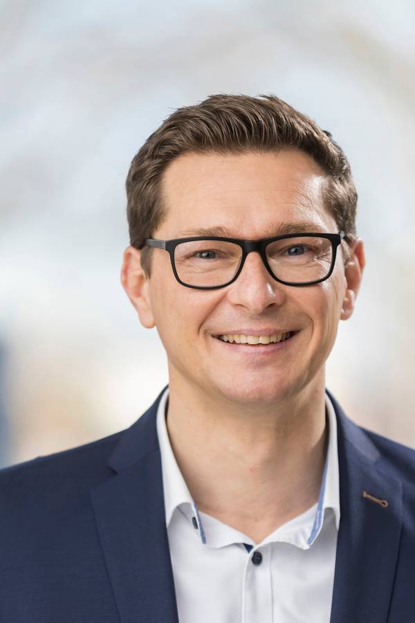 contact_import_imageHlj3Yv