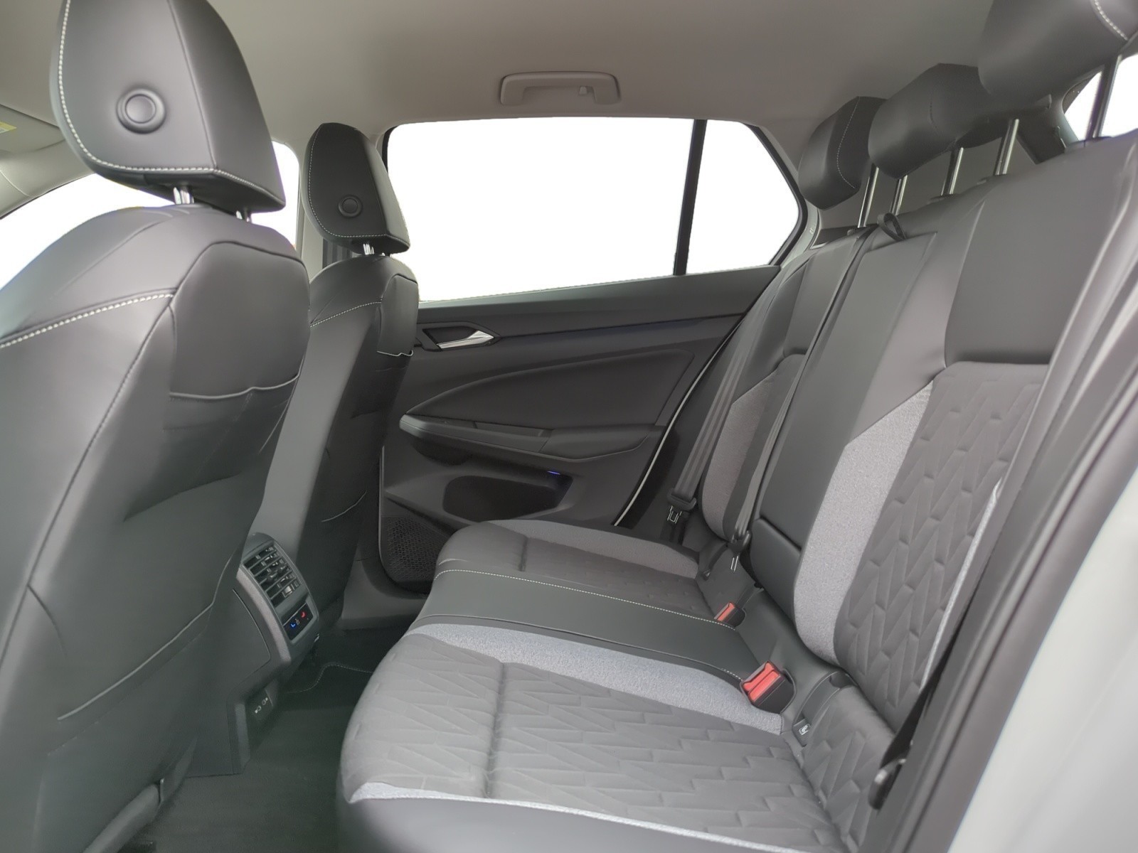 Volkswagen - Golf Life 1,5 l TSI OPF 6 -Gang