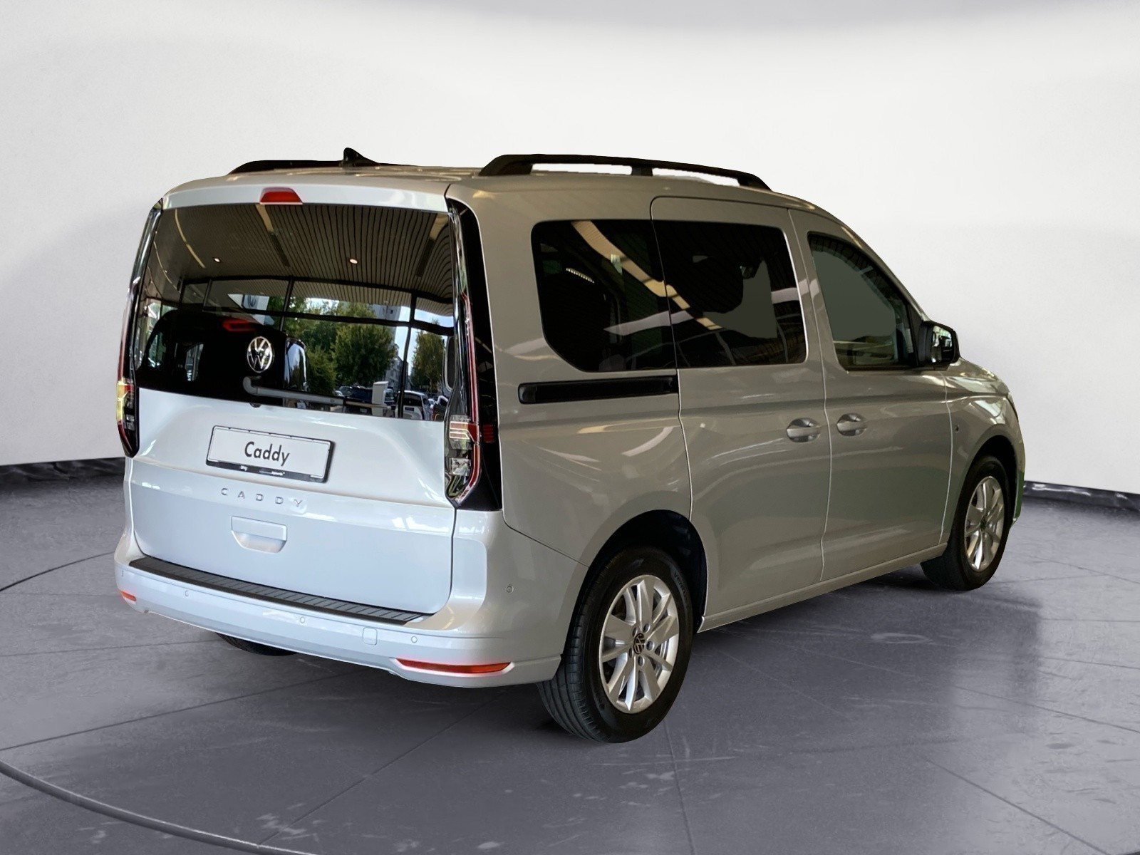 Volkswagen - NFZ Caddy Life 5-Sitzer Motor: 2,0 l TDI EU6 SCR Getriebe: 7-Gang-Doppelkupplungsgetriebe Radstand: 2755 mm ,