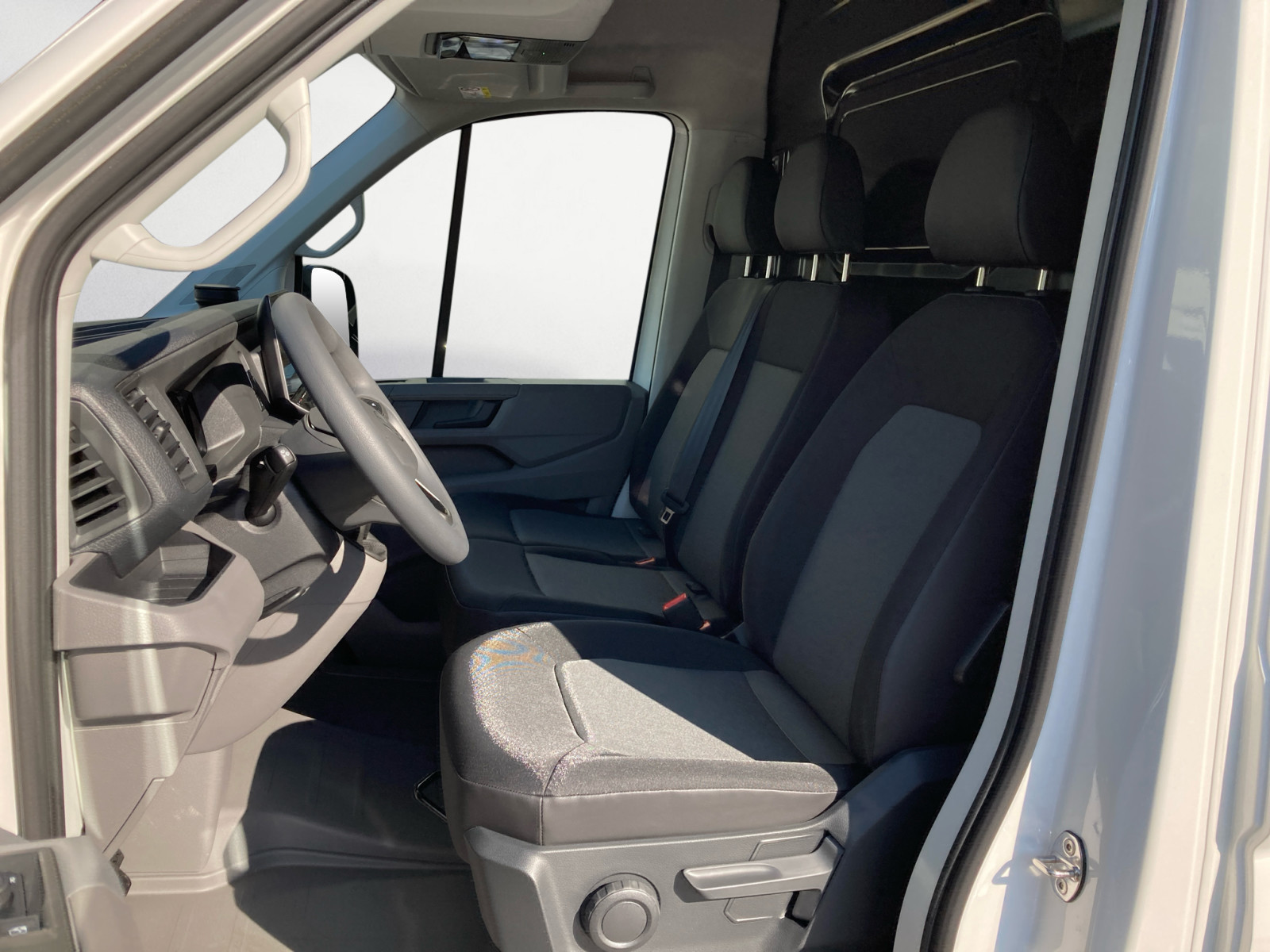 Volkswagen - Crafter 35 Kasten 2,0 l Frontantrieb 6-Gang Radst. 3640 mm