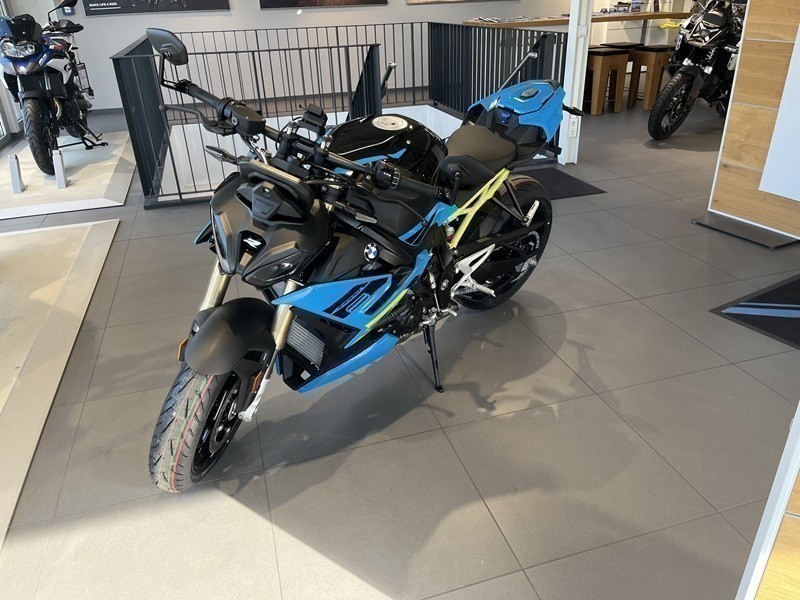 BMW Motorrad - S 1000 R sofort verfügbar