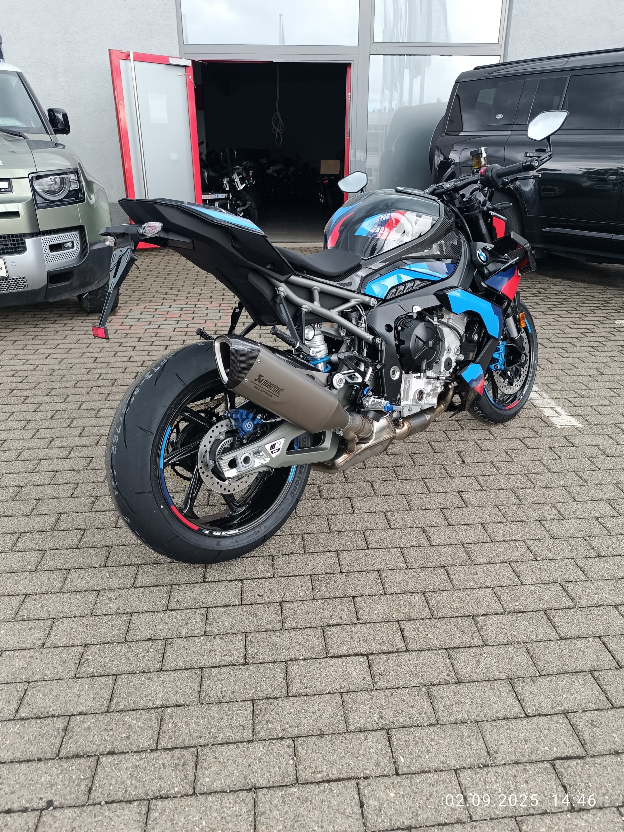 BMW Motorrad - M 1000 R Competition Zubehör 1000 Euro brutto in