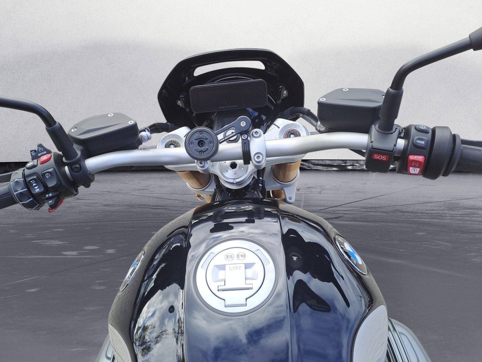 BMW Motorrad - R 12 nineT Tracker