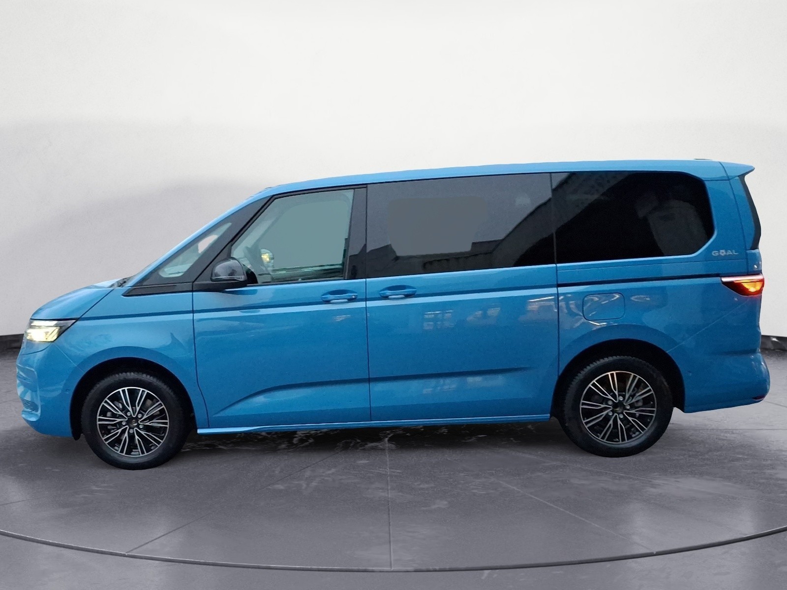 Volkswagen - Multivan Life 2,0 l  TSI OPF Front antrieb 7-Gang-DSG Radst. 3124 mm langer Überhang