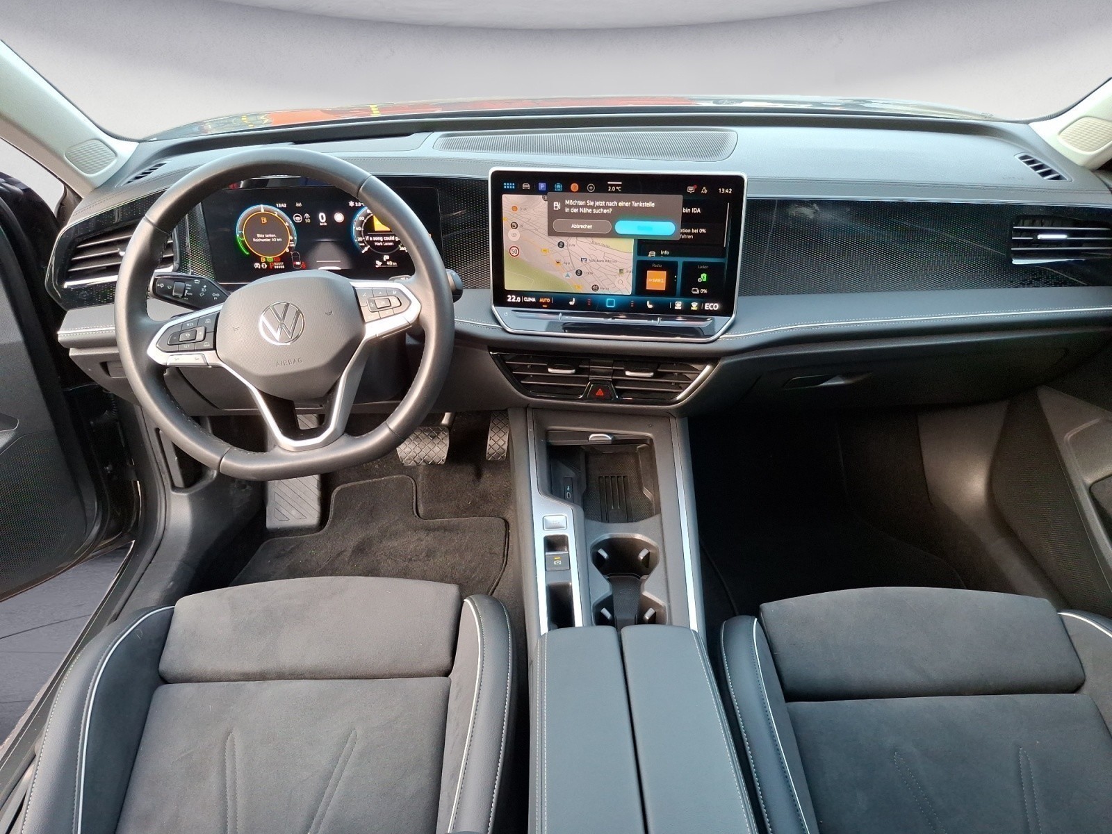 Volkswagen - Passat Business 1.5 l eHybrid OPF