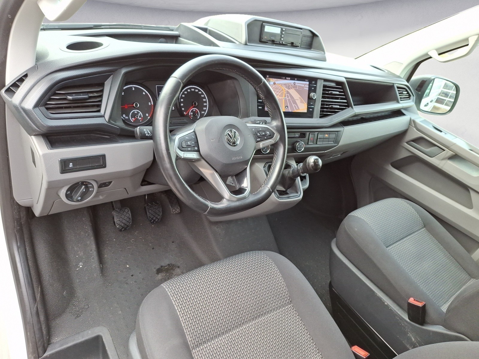 Volkswagen - T6 .1 Transporter Kasten Lang 2.0TDI