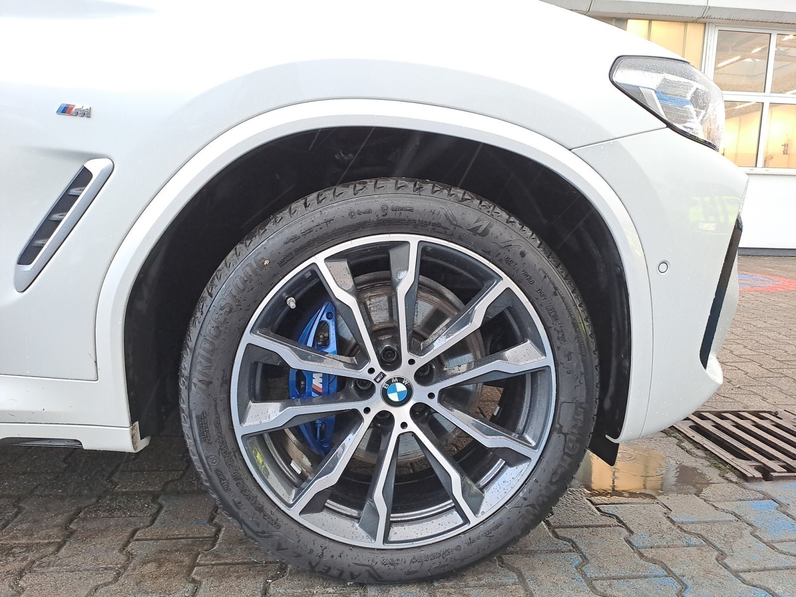 BMW - X3 xDrive30i AT