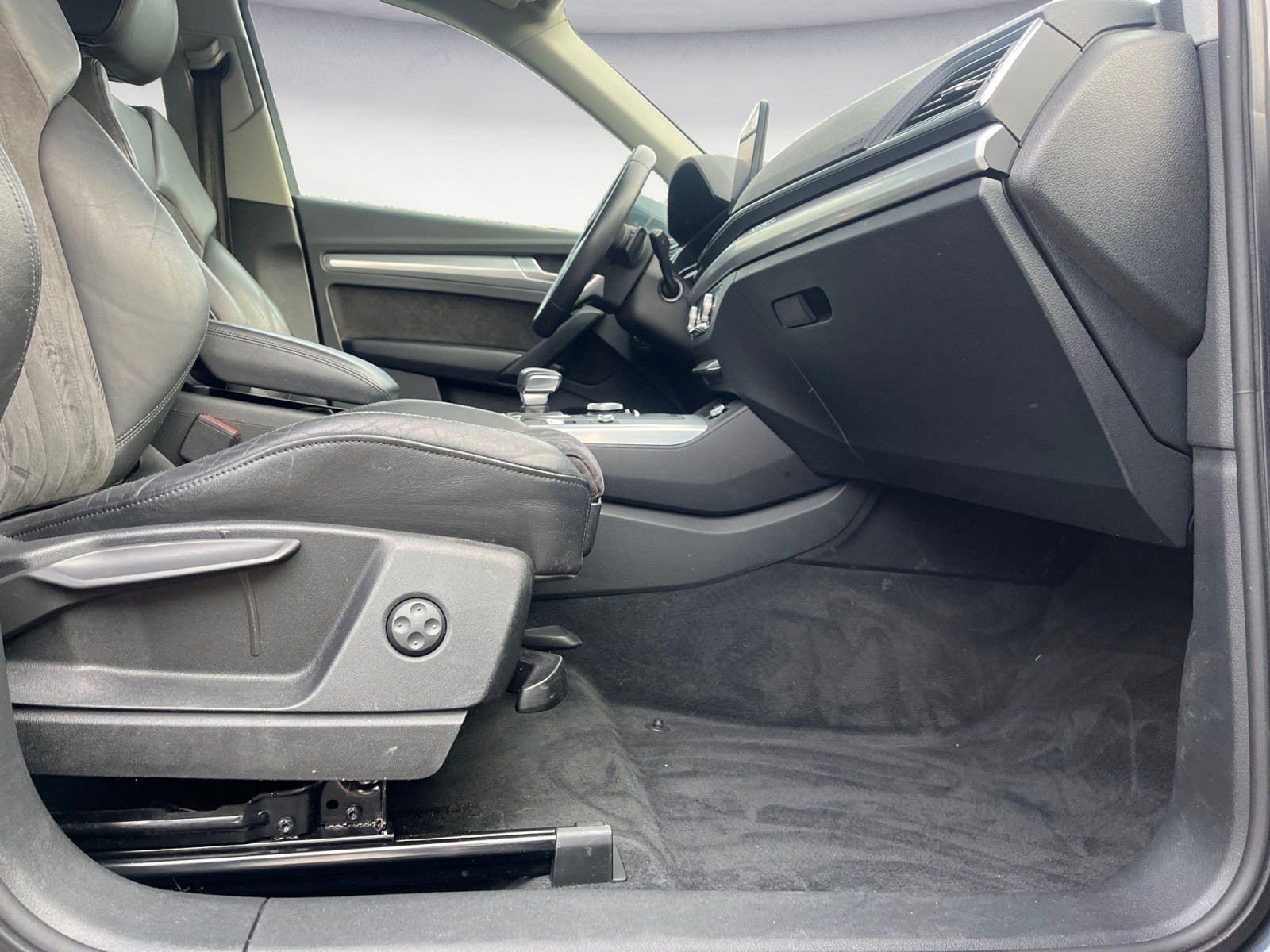 Audi - Q5 40 TDI quattro S tronic sport