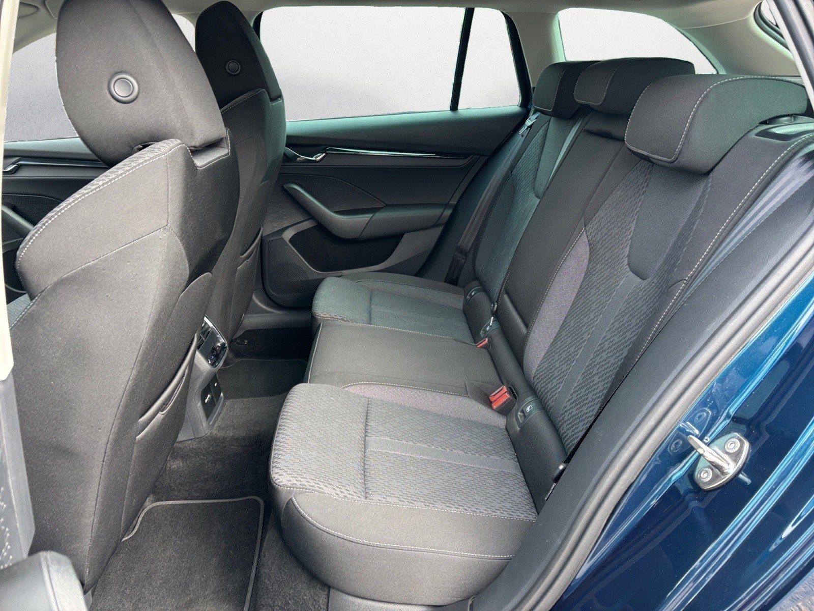 Skoda - Octavia Combi 1.4 TSI iV DSG Ambition